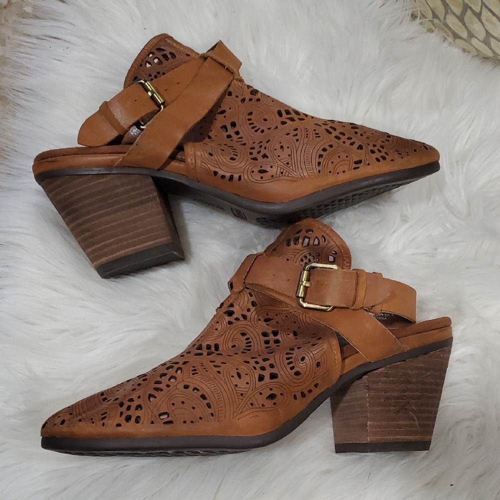 AEROSOLES Brown Laser-Cut Ankle Booties - Picture 2 of 14
